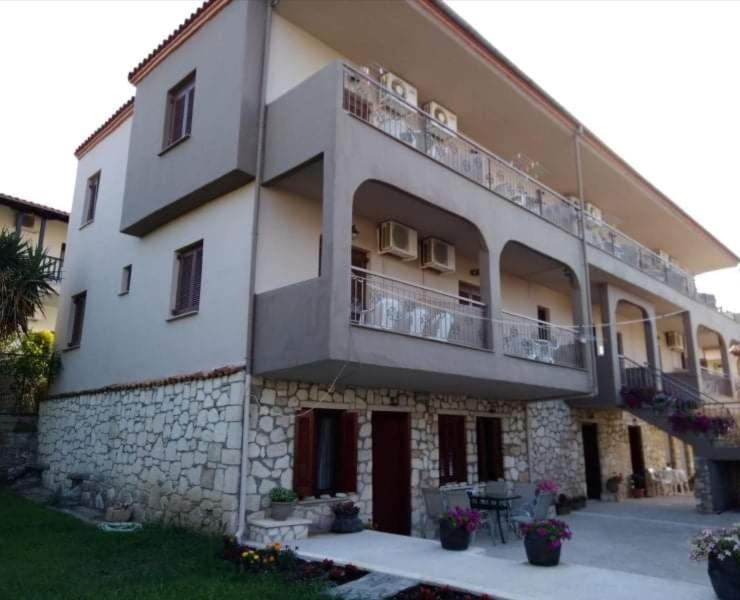 Christopher Apartments Afytos Exteriér fotografie